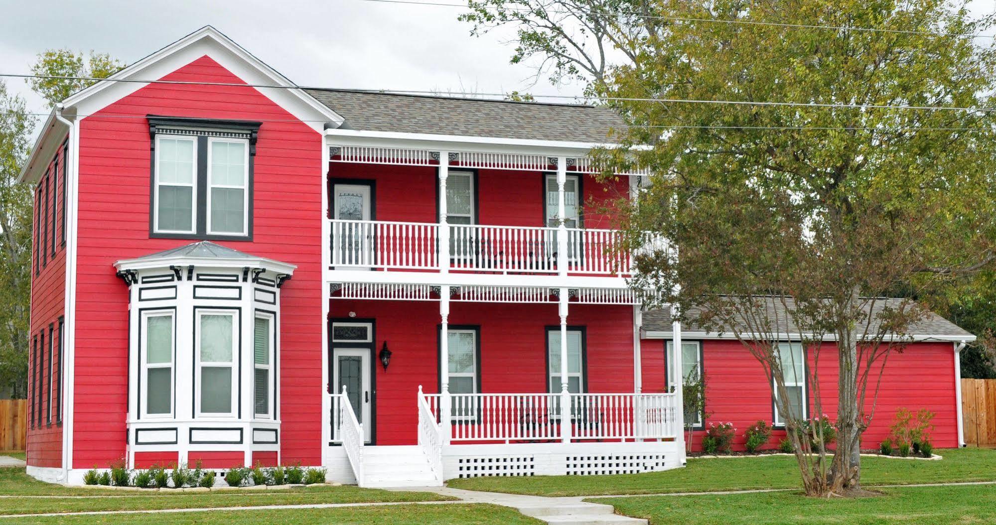 Red Velvet Inn Navasota Bagian luar foto